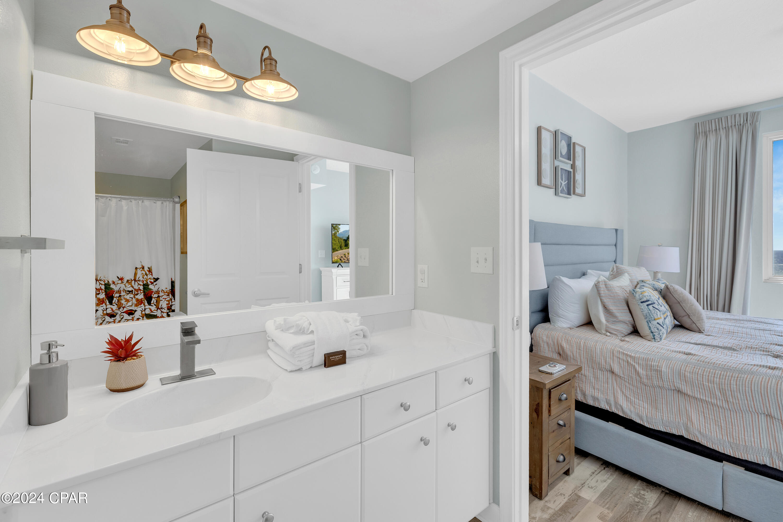 Image 6 For 9900 Thomas Drive 1118