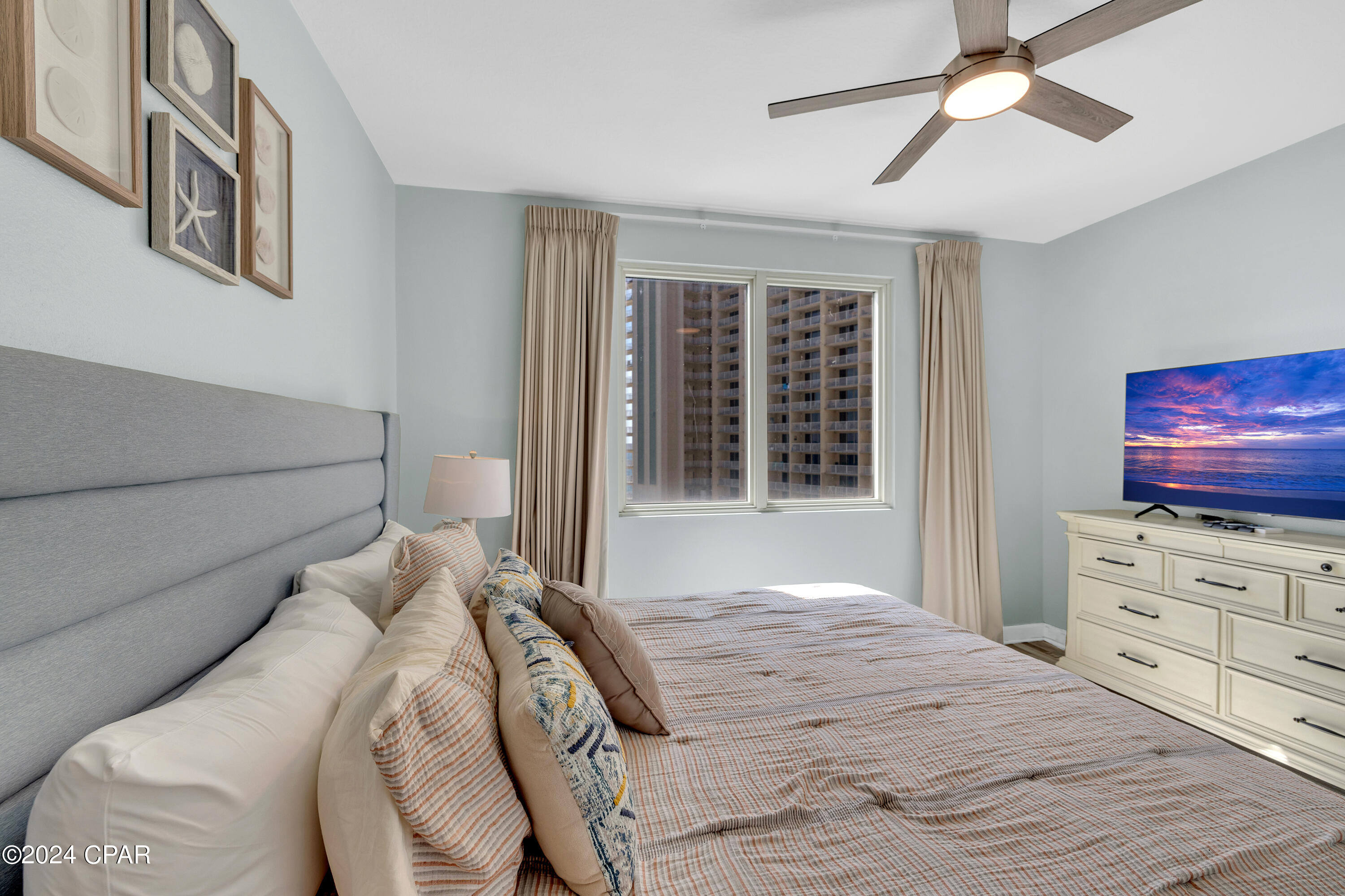 Image 7 For 9900 Thomas Drive 1118