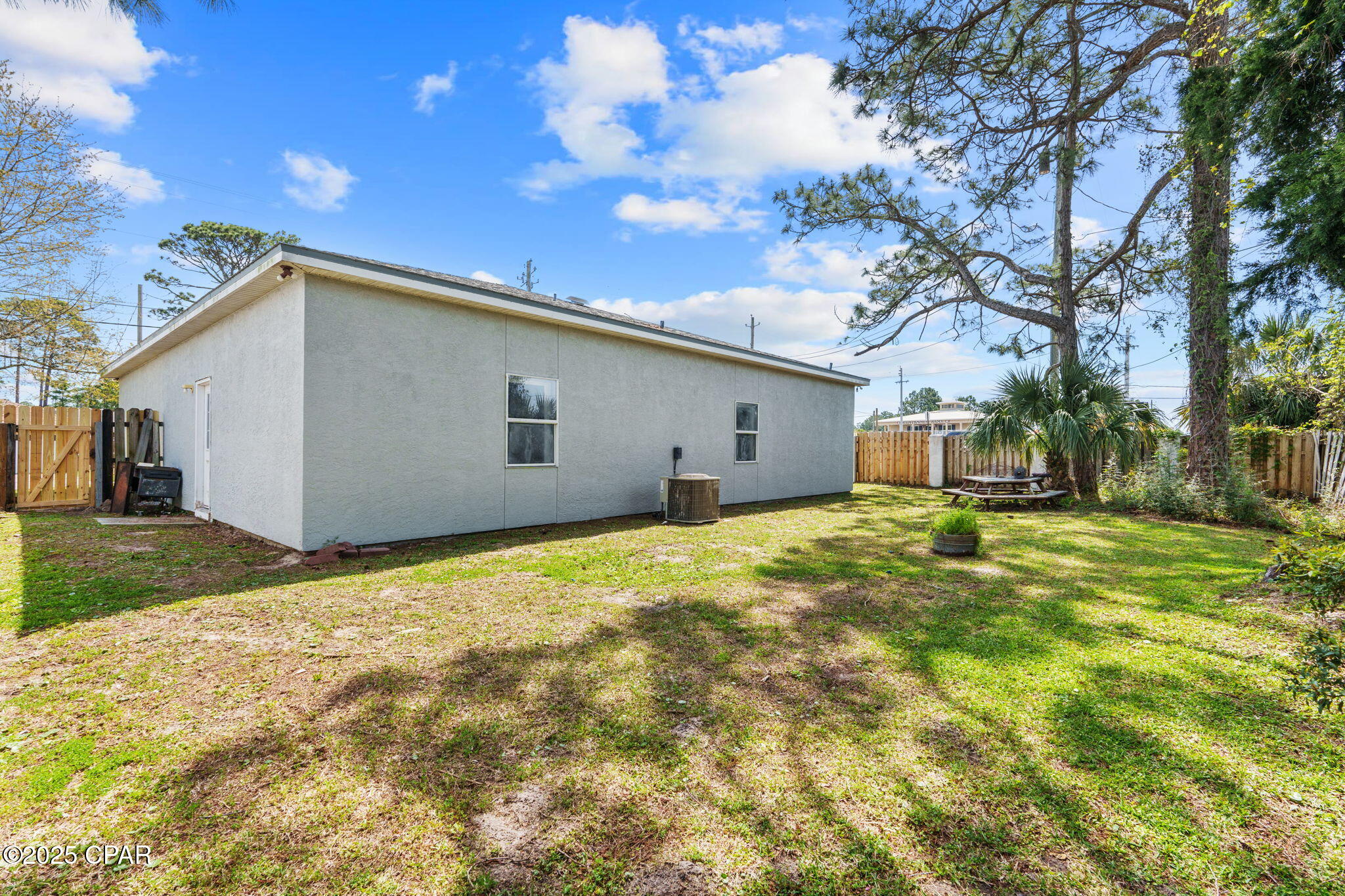 Image 19 For 897 Beach Way