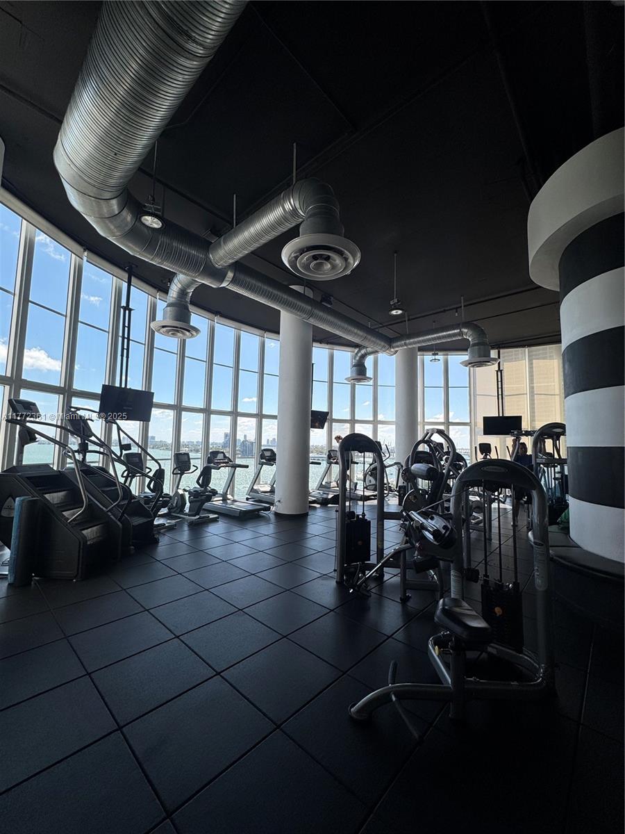 1800 N Bayshore Dr #1404, Miami FL 33132
