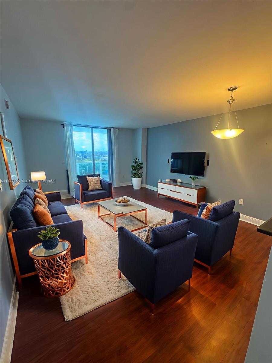 1800 N Bayshore Dr #1404, Miami FL 33132