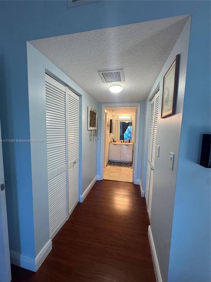 1800 N Bayshore Dr #1404, Miami FL 33132