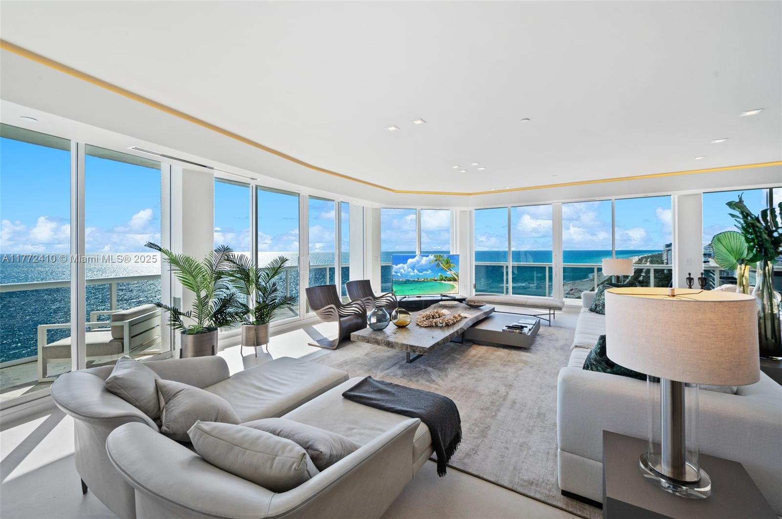 Condo for Sale in Bal Harbour, FL