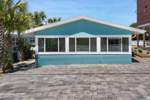 Image 10 For 21924 Front Beach Road