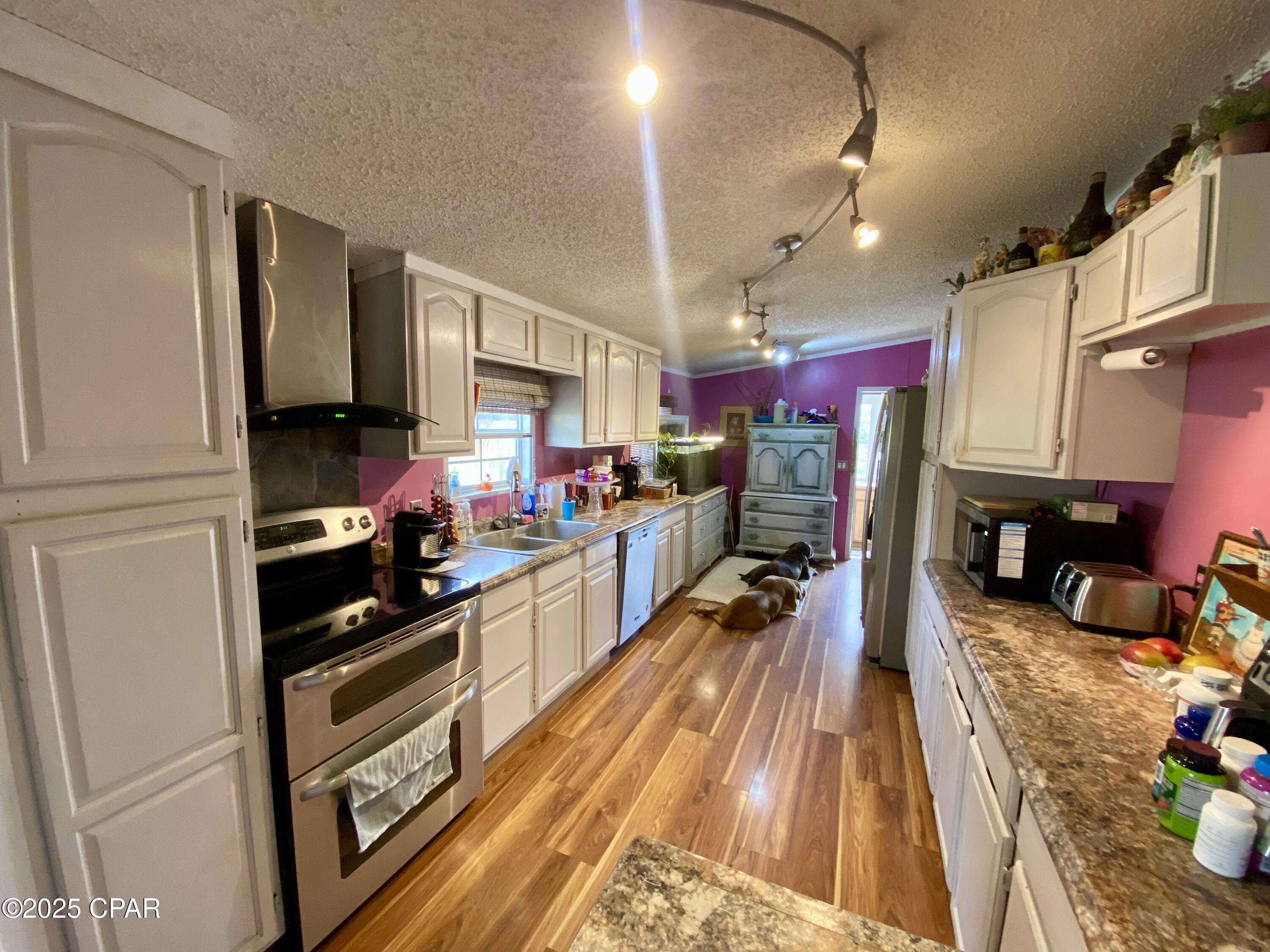 Image 7 For 287 Mayflower Drive
