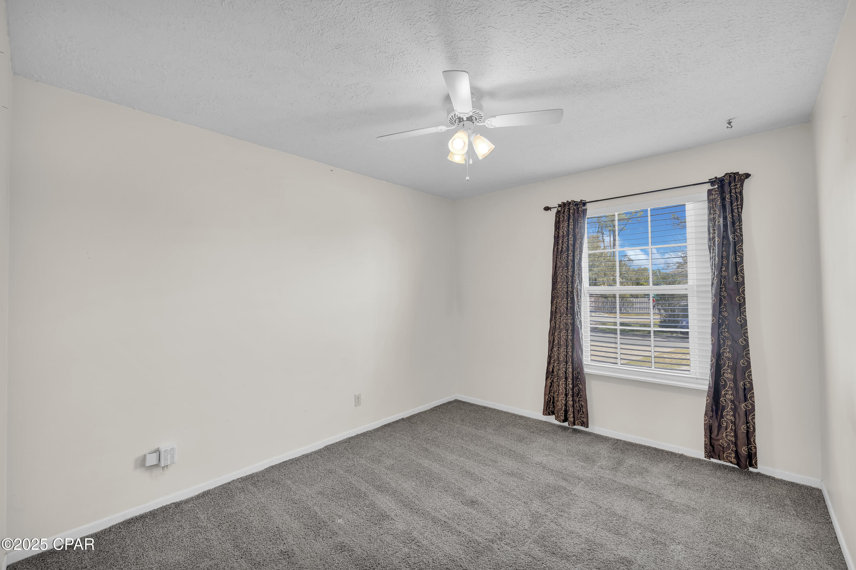 Image 24 For 5501 Lagoon Way