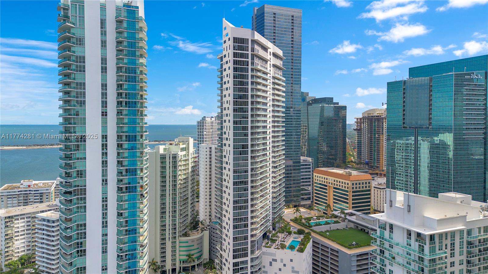 Condo for Sale in Miami, FL