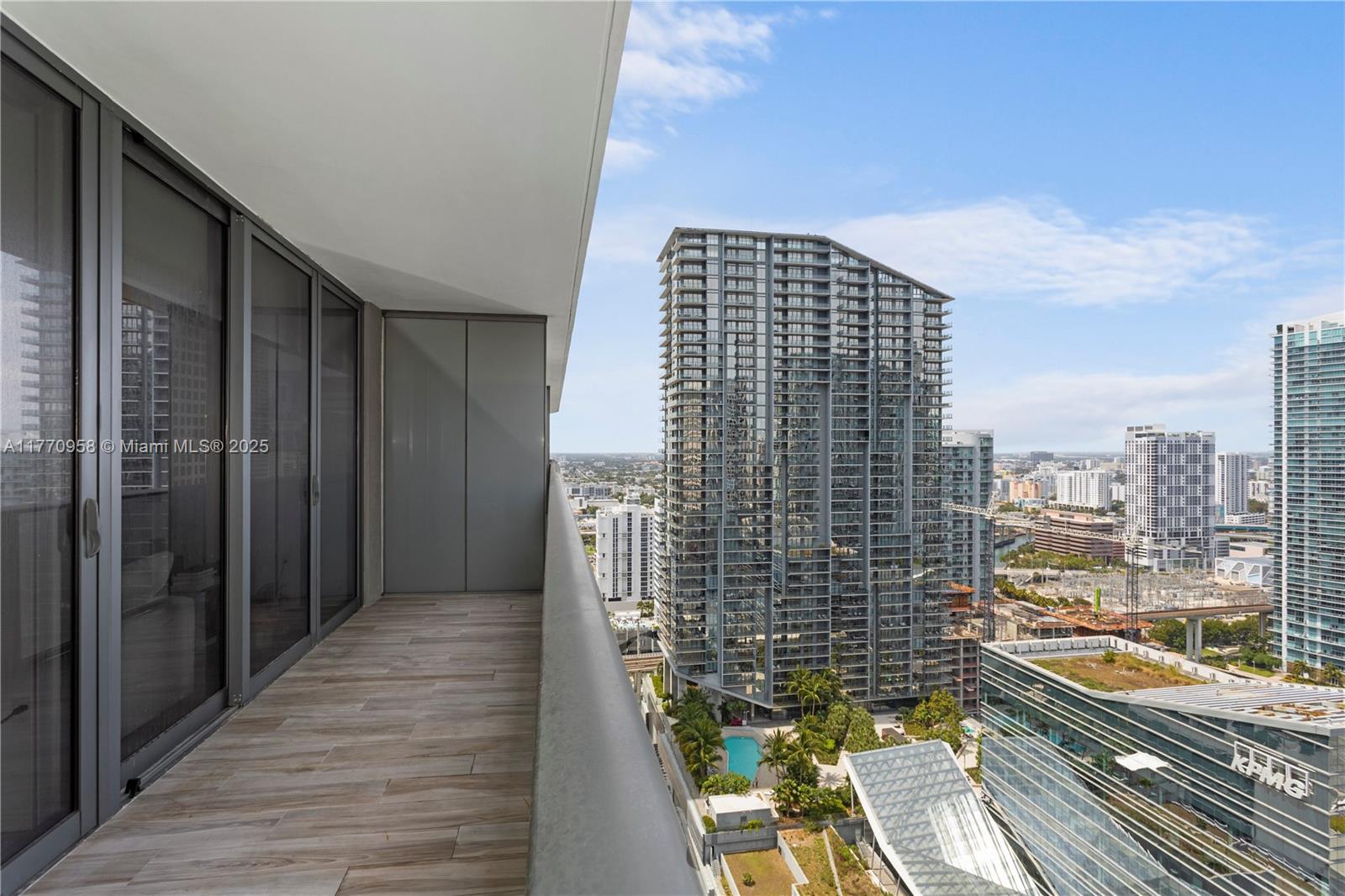 801 S Miami Ave #3207, Miami FL 33130