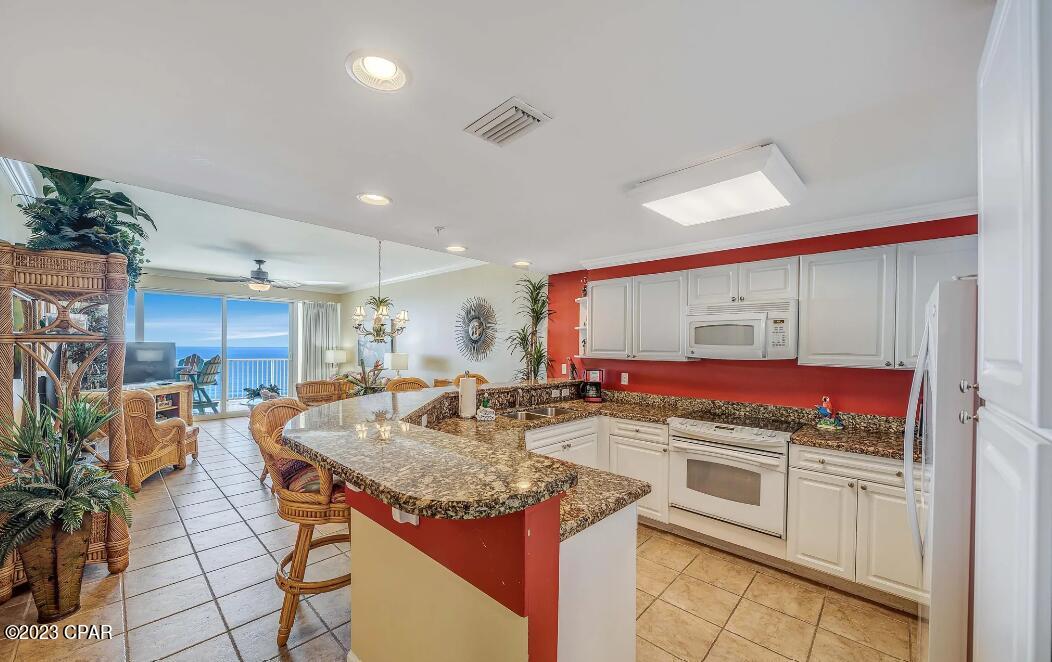 Image 10 For 9450 Thomas Drive 1804b