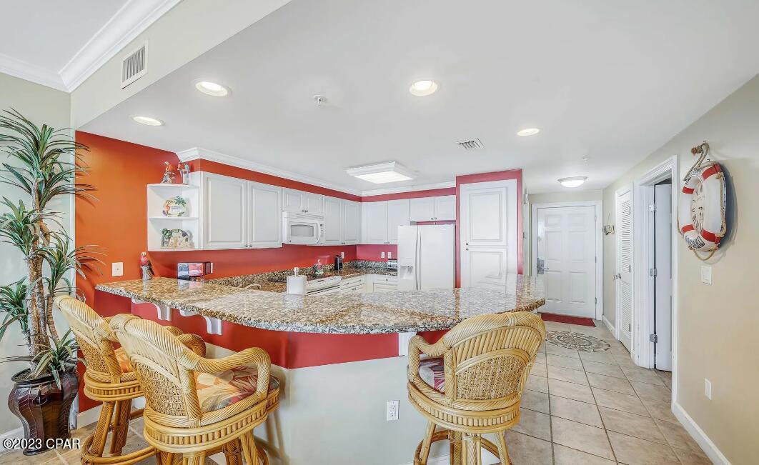 Image 12 For 9450 Thomas Drive 1804b