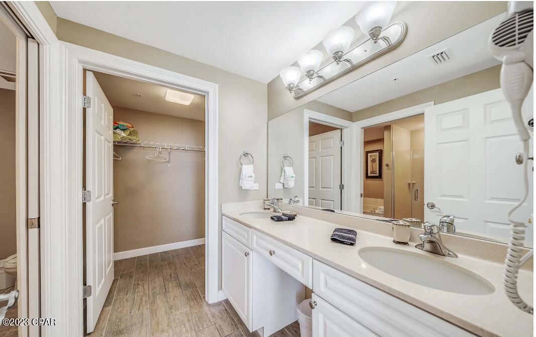 Image 21 For 9450 Thomas Drive 1804b