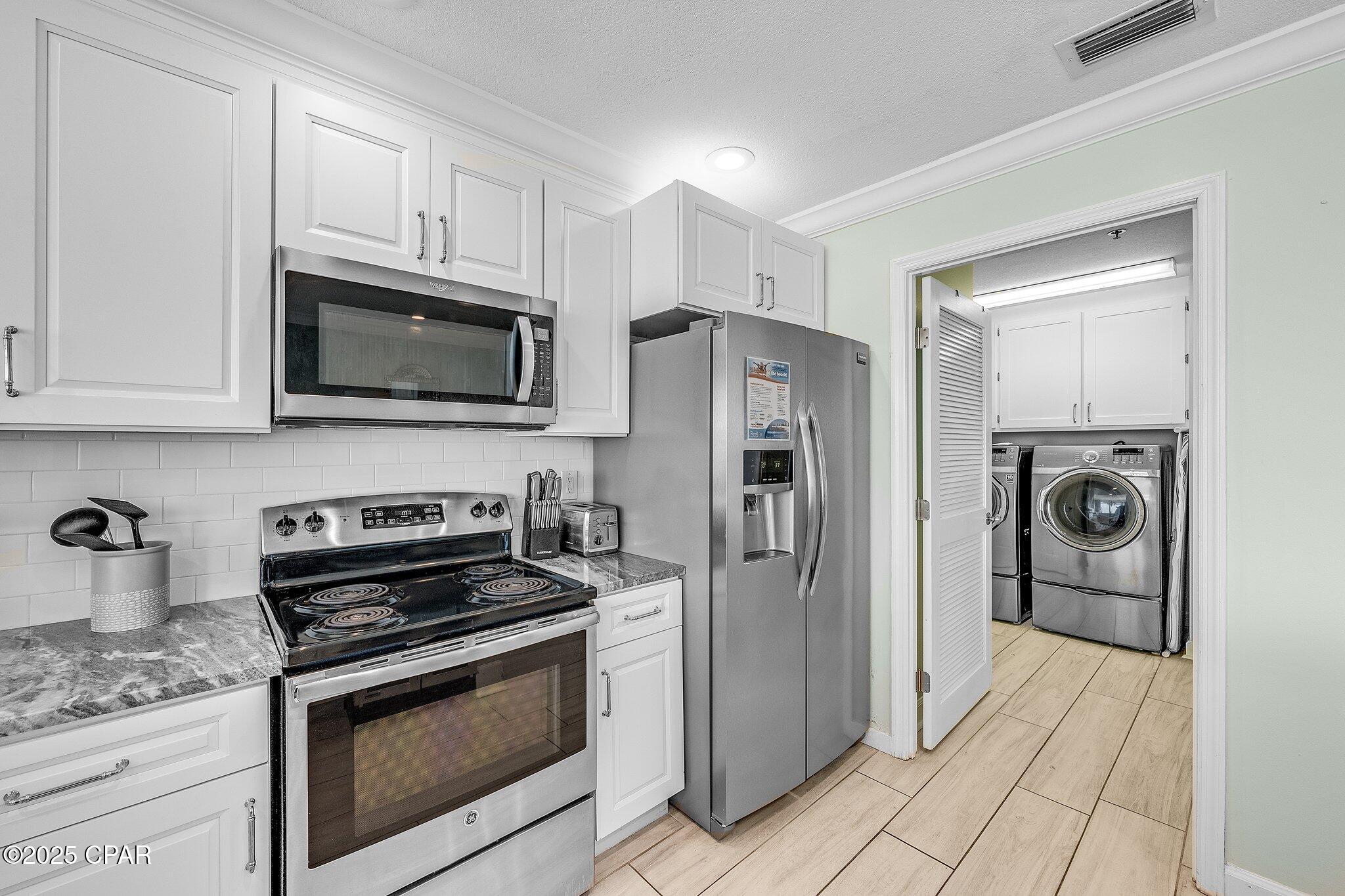 Image 21 For 6627 Thomas Drive 301
