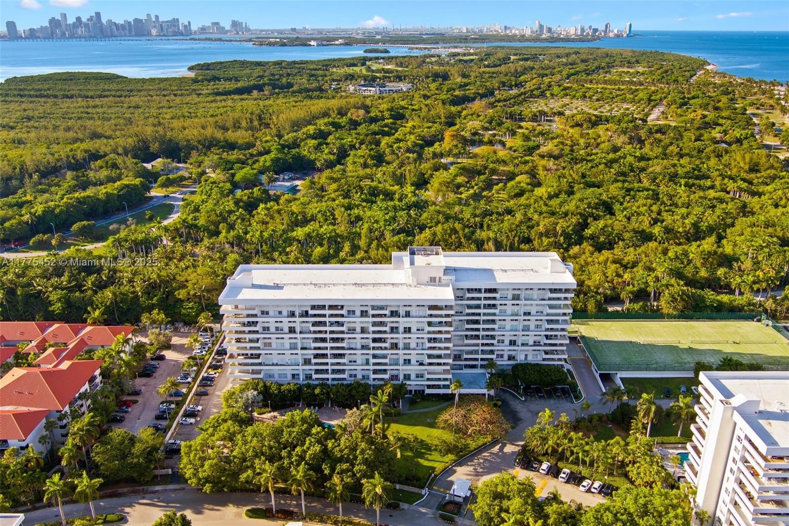 155 Ocean Lane Dr #407, Key Biscayne FL 33149