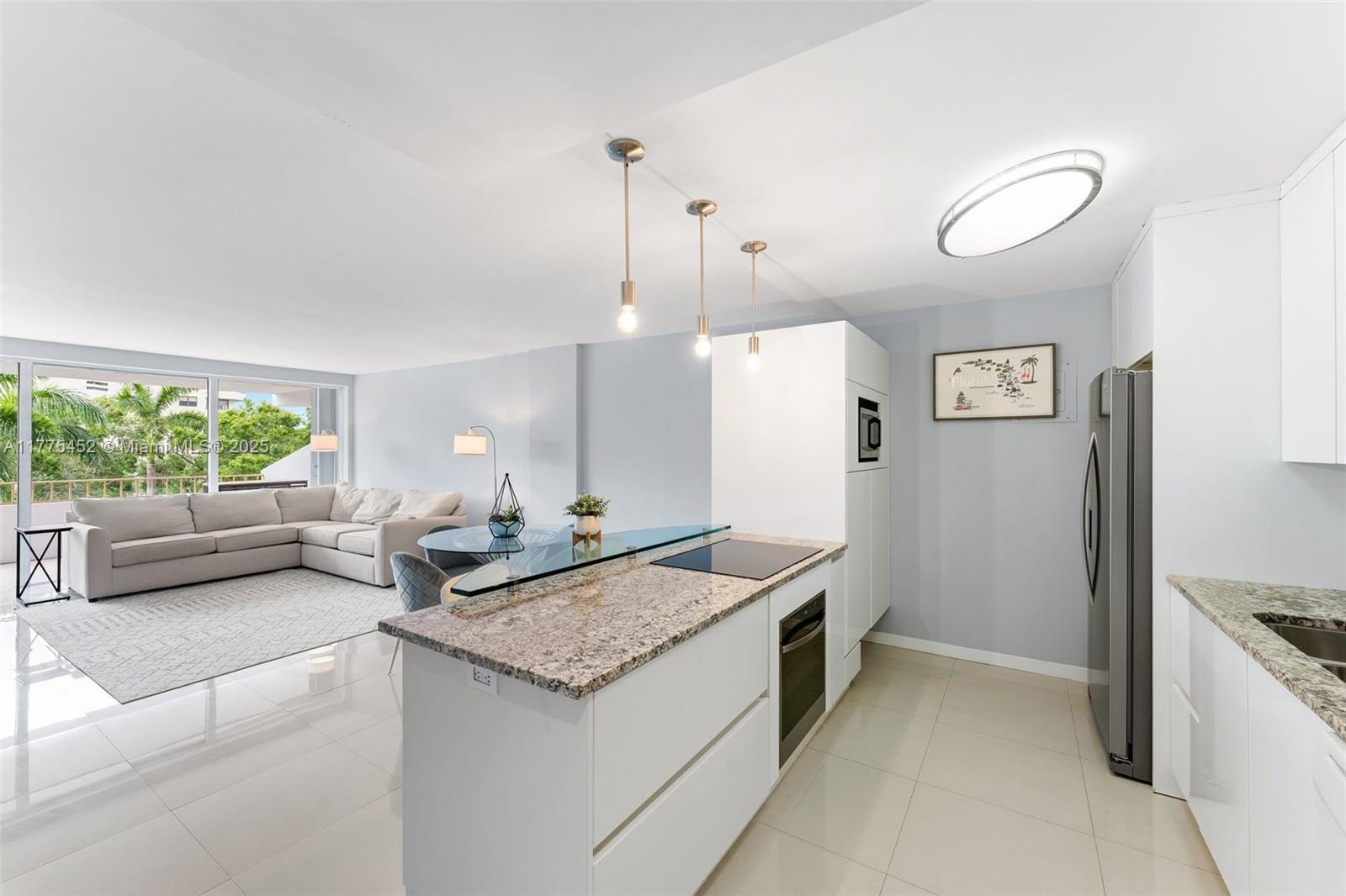 155 Ocean Lane Dr #407, Key Biscayne FL 33149