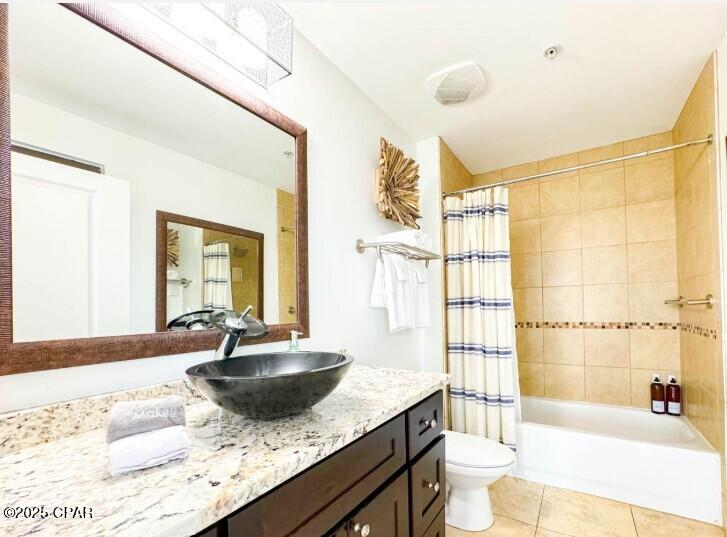 Image 2 For 15100 Front Beach Road 1501