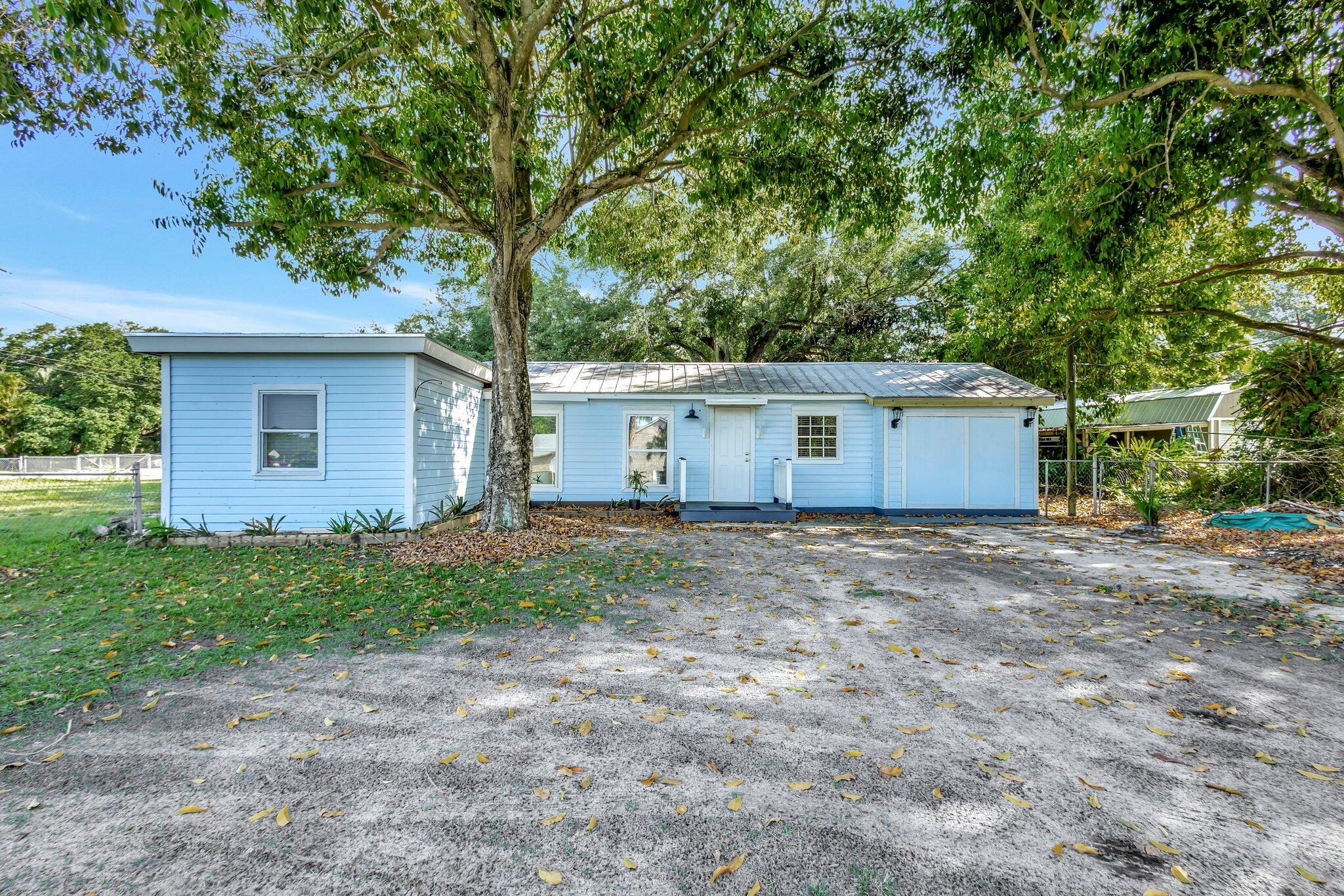 Homes for sale in Fort Pierce, FL | 3539 Edwards Road, Fort Pierce, FL 34981 | MLS# R11077716