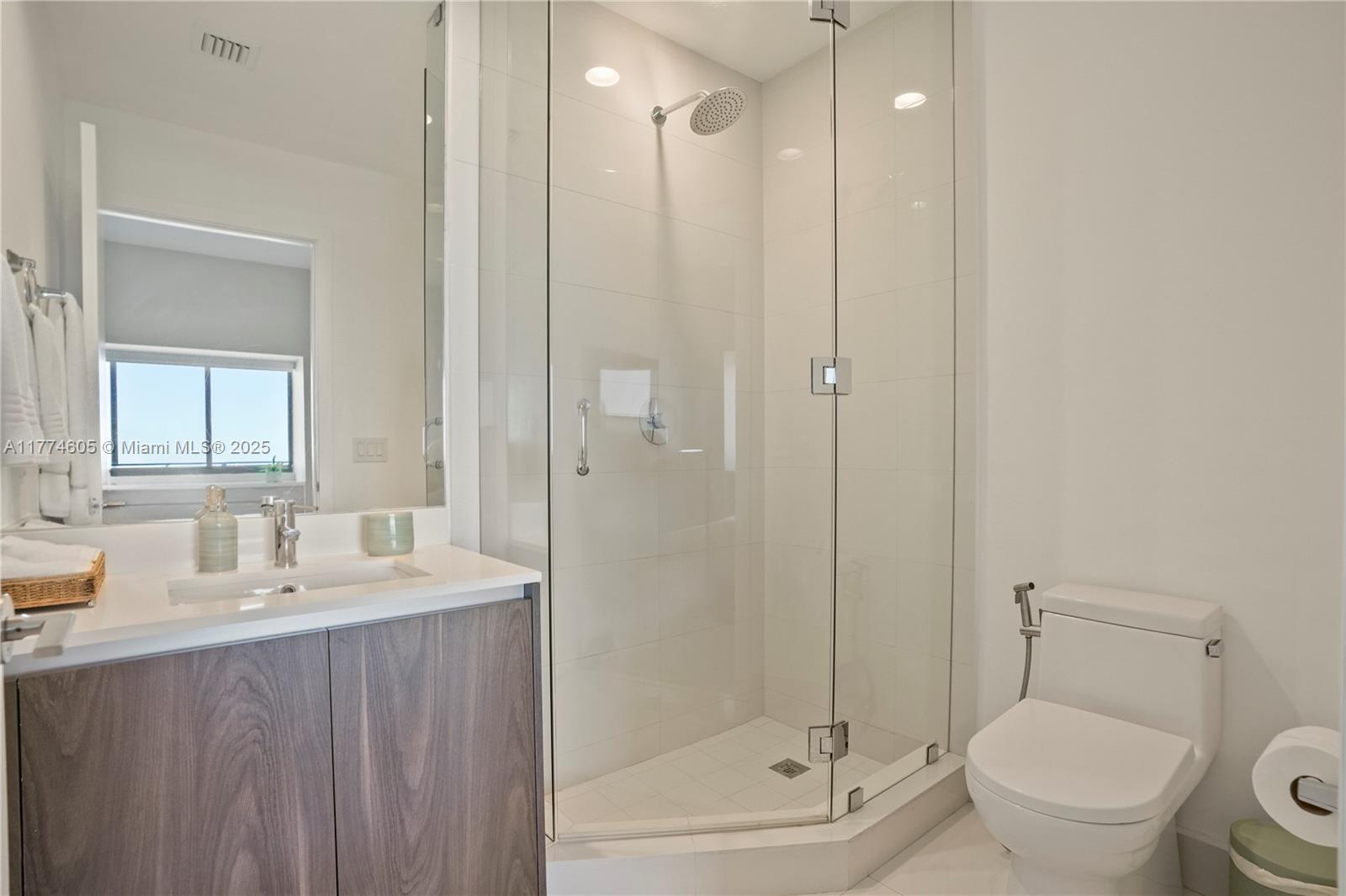 480 NE 31st St #4604, Miami FL 33137