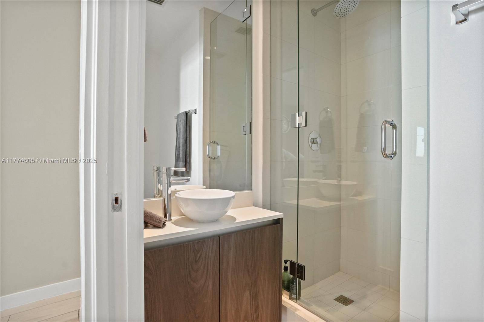 480 NE 31st St #4604, Miami FL 33137