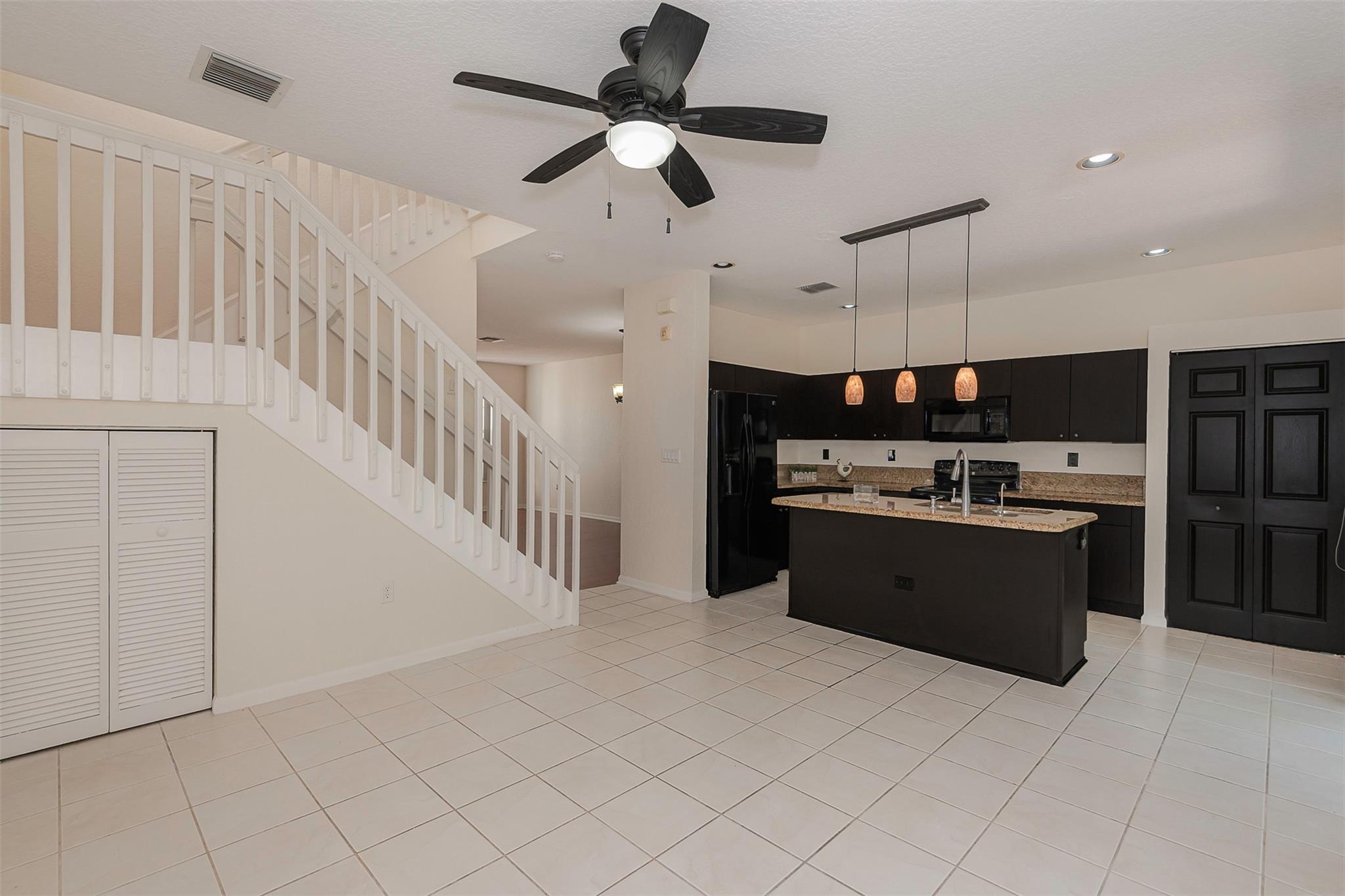 Photo 12 of home located at 18798 SW 28th St 18798, Miramar FL