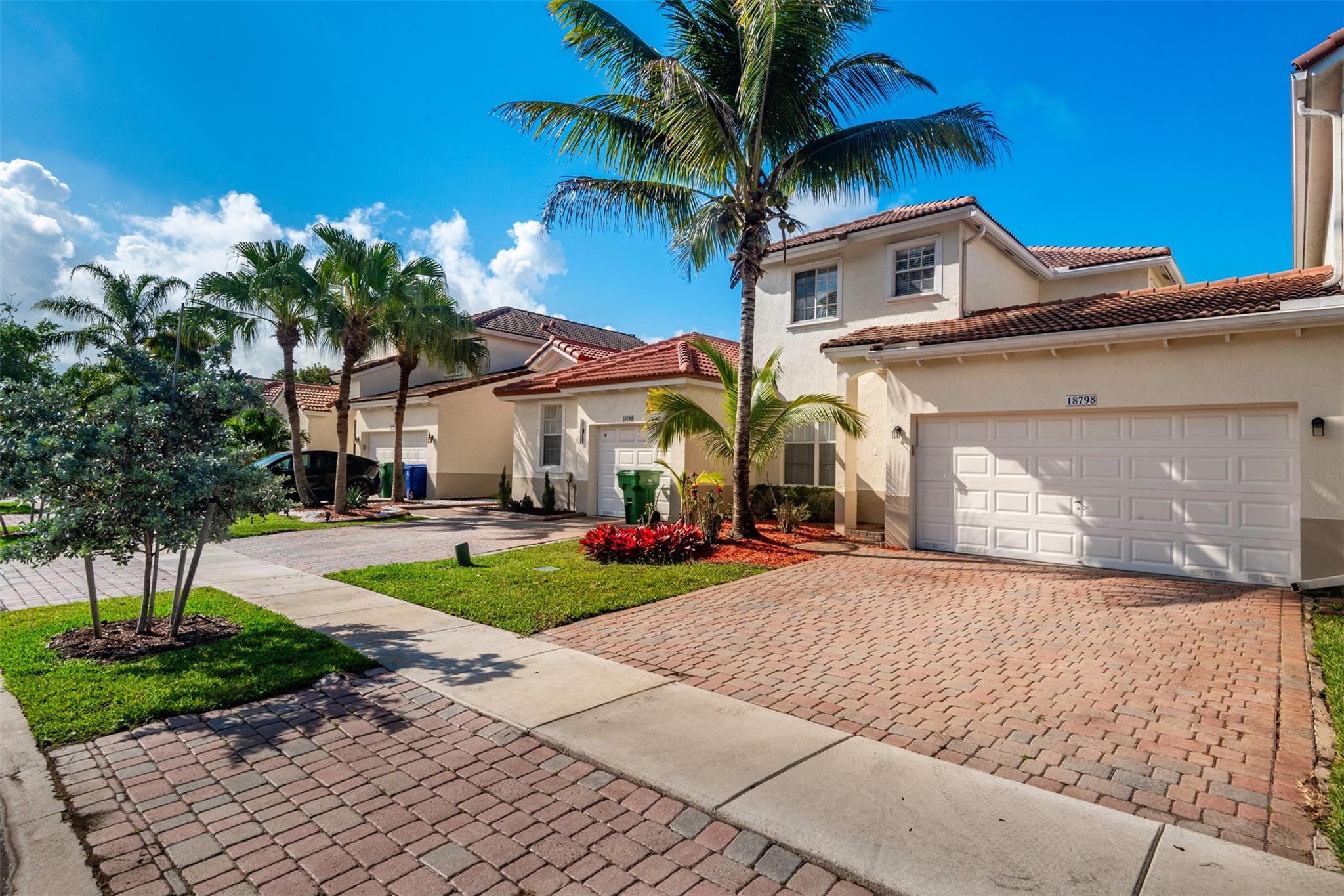 Photo 1 of home located at 18798 SW 28th St 18798, Miramar FL