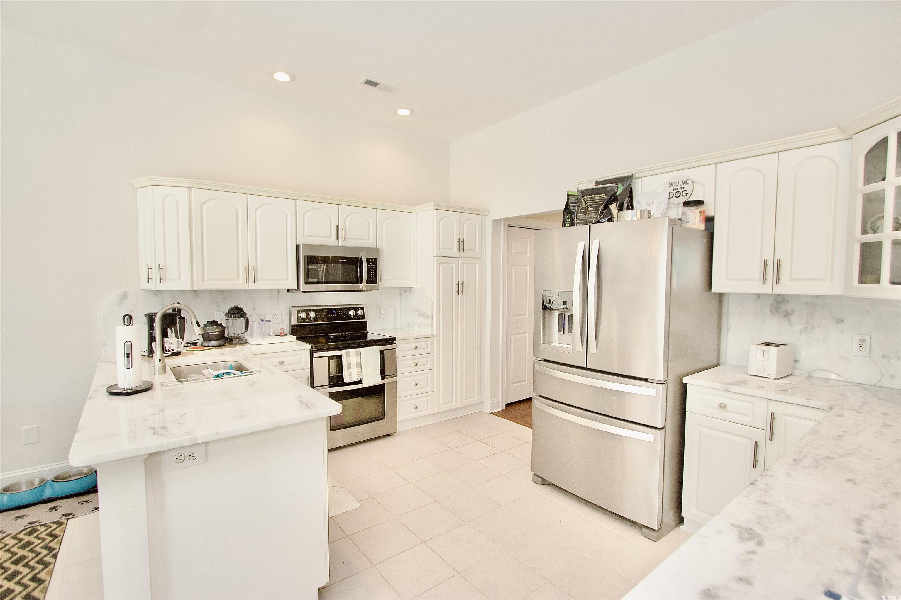 2017 N Berwick Dr.