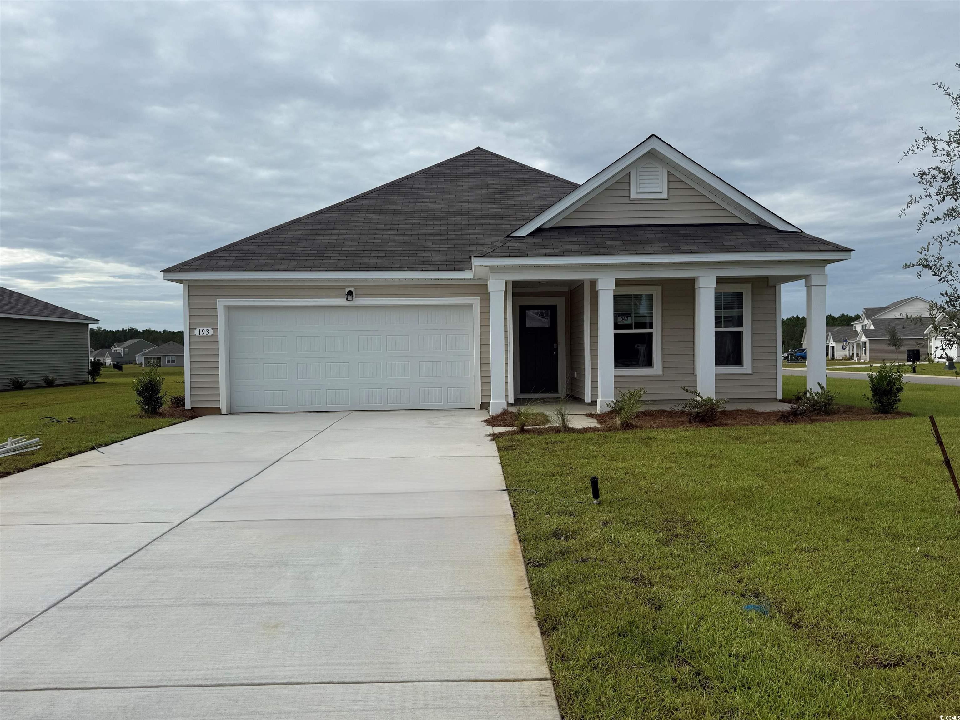 193 Country Grove Way Galivants Ferry, SC 29544