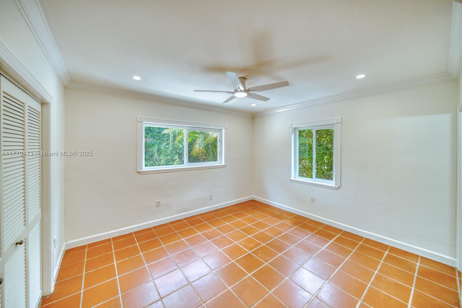 1435 Blue Rd