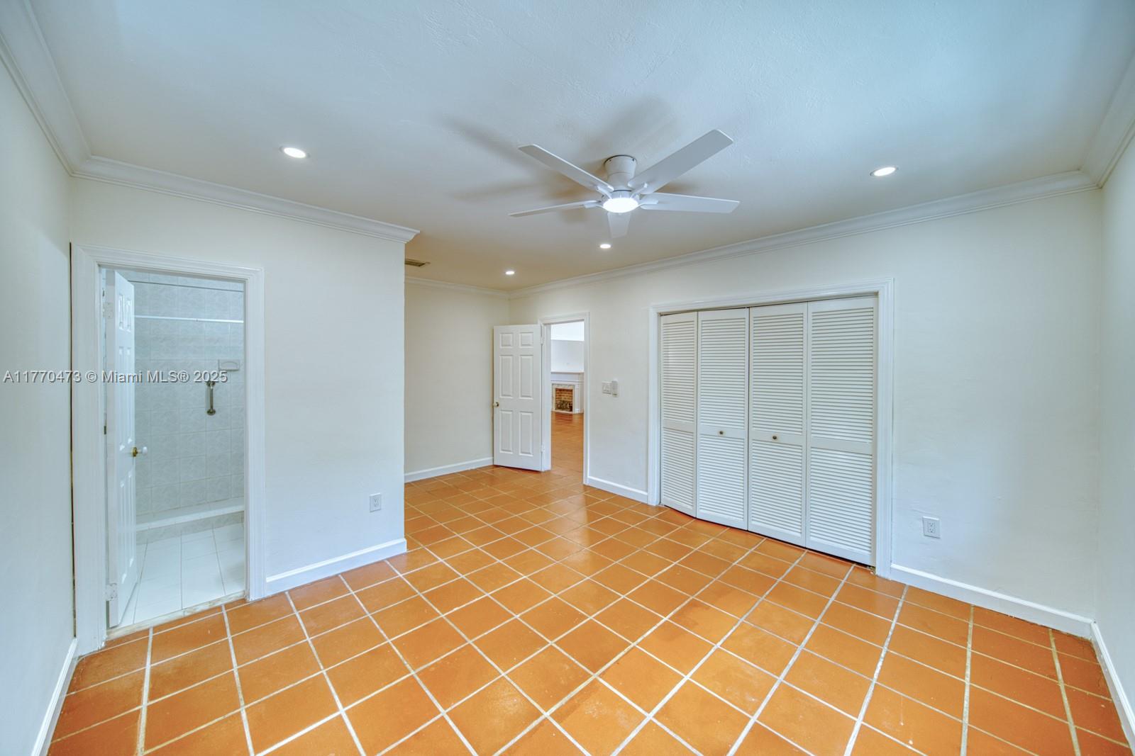 1435 Blue Rd