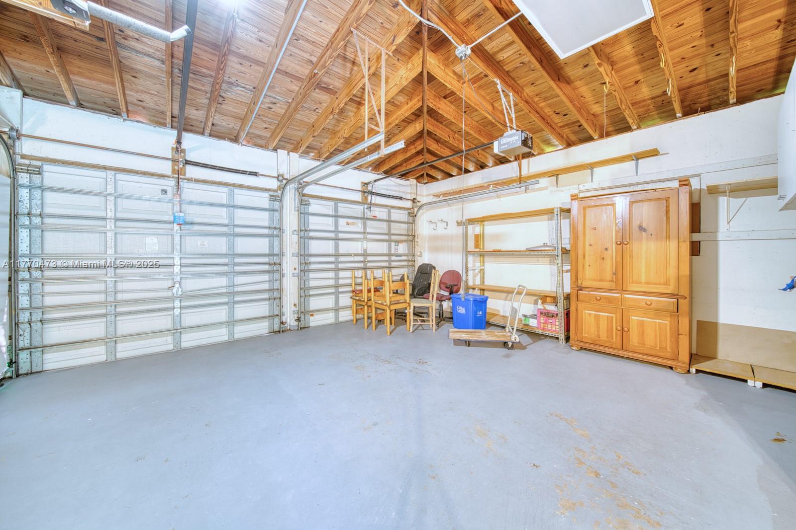 1435 Blue Rd