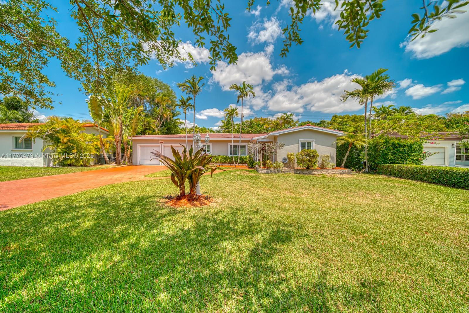 1435 Blue Rd