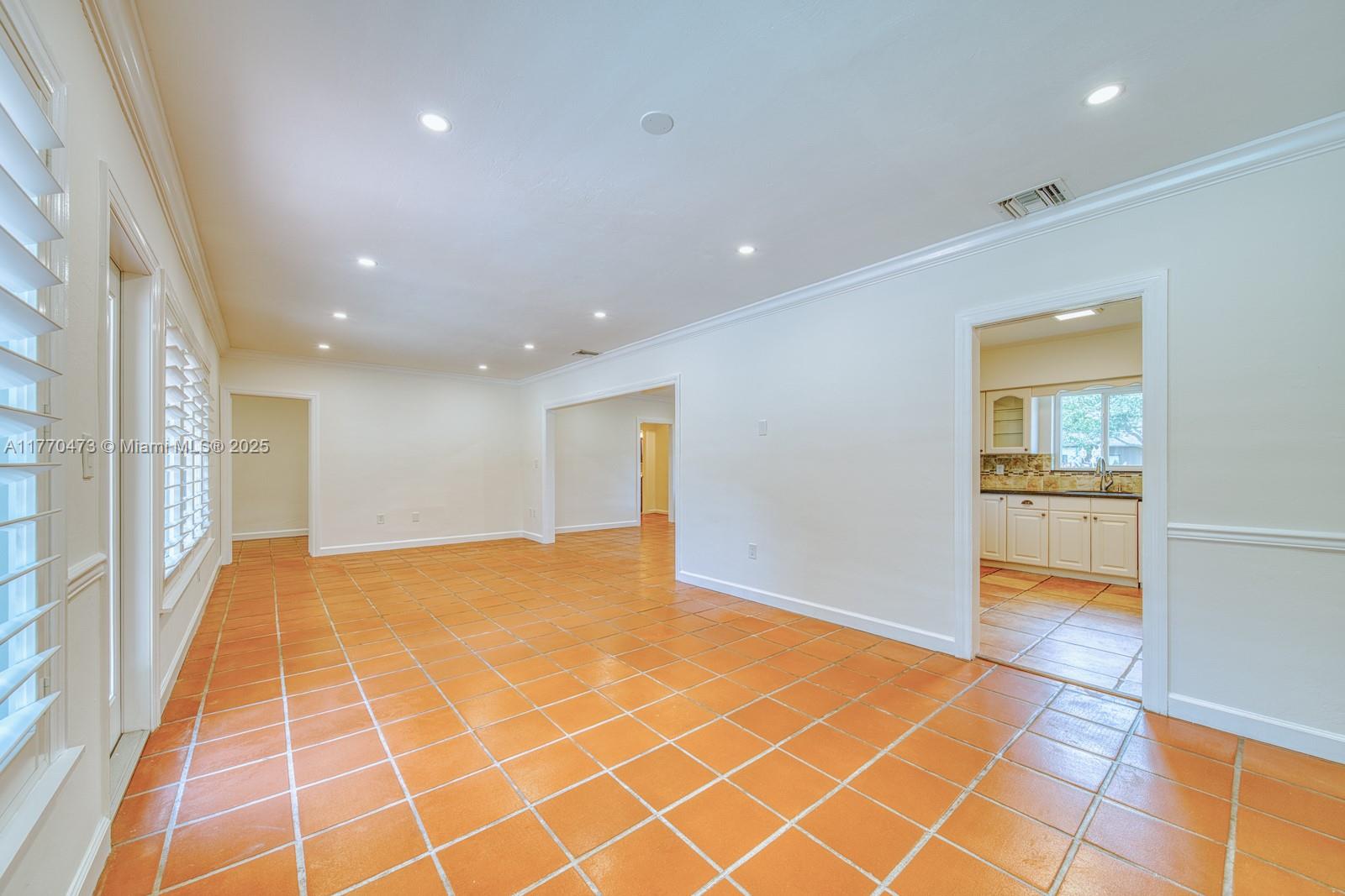 1435 Blue Rd