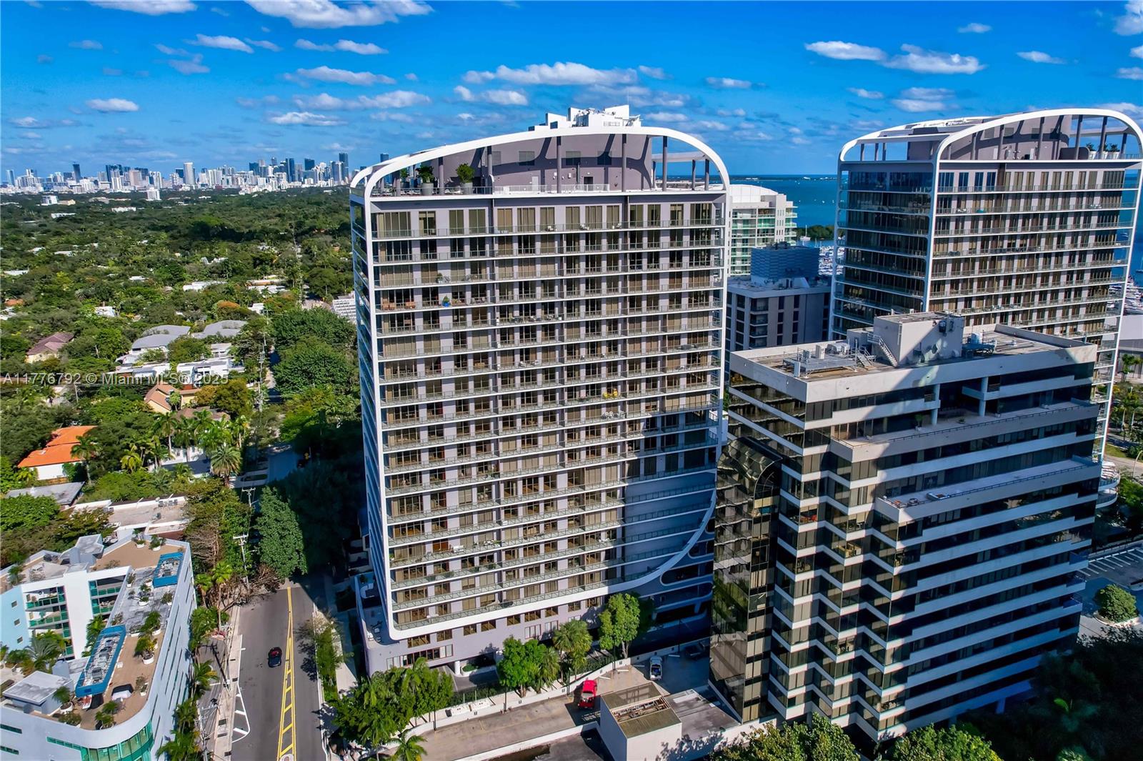 2678 Tigertail #813, Coconut Grove FL 33133