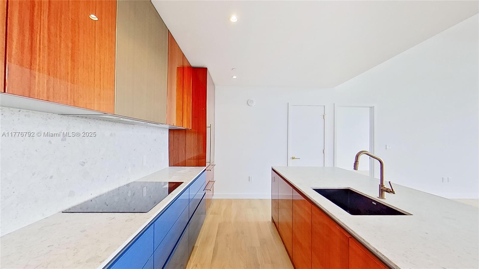 2678 Tigertail #813, Coconut Grove FL 33133
