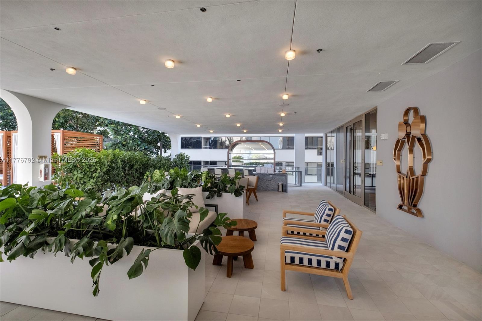 2678 Tigertail #813, Coconut Grove FL 33133