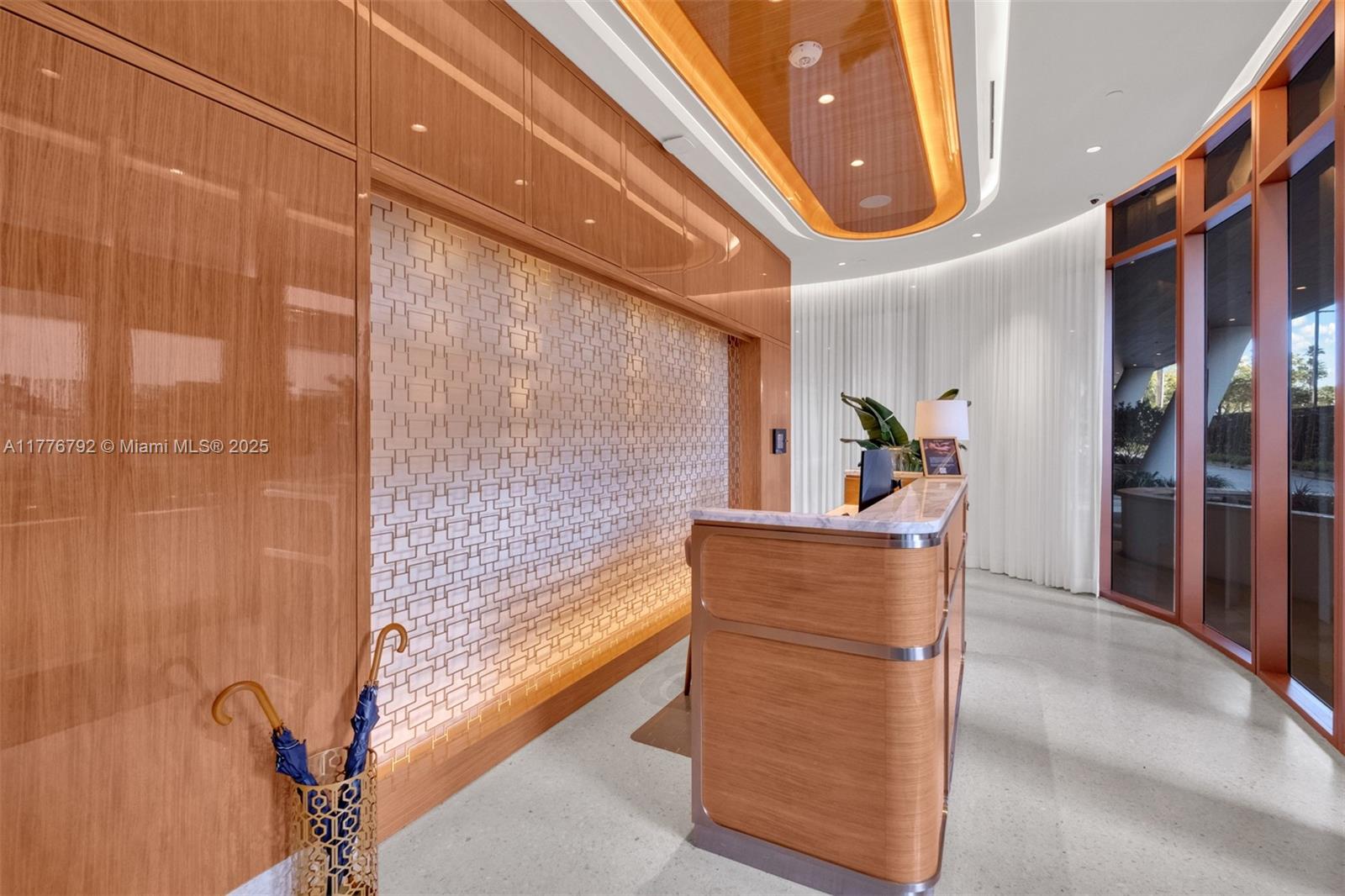 2678 Tigertail #813, Coconut Grove FL 33133