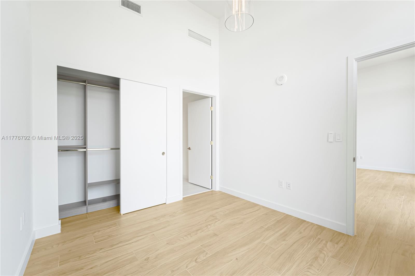 2678 Tigertail #813, Coconut Grove FL 33133