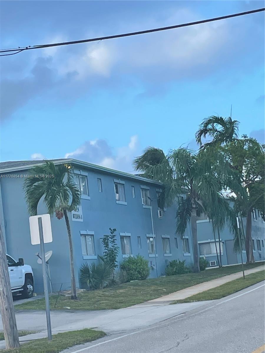 Enclave At Crown Park Con