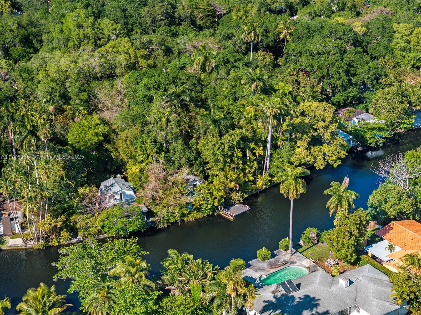 376 NE 85th St, El Portal, Florida image 46