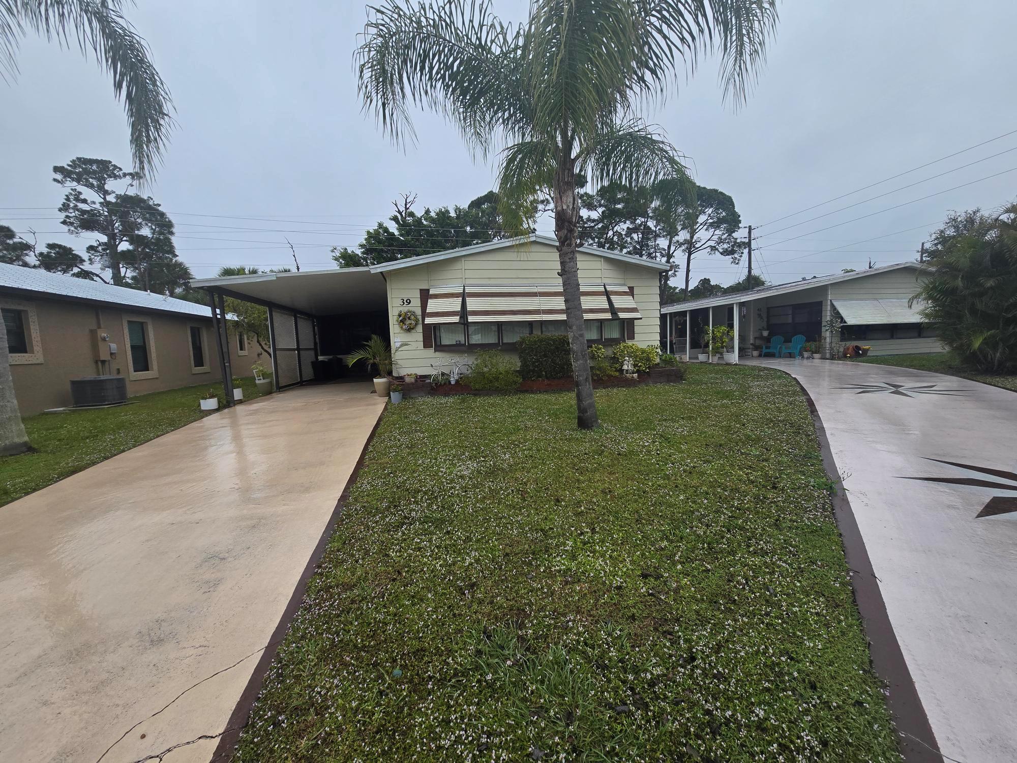 Homes for sale in Fort Pierce, FL | 39 Flores Del Norte, Fort Pierce, FL 34951 | MLS# R11078175