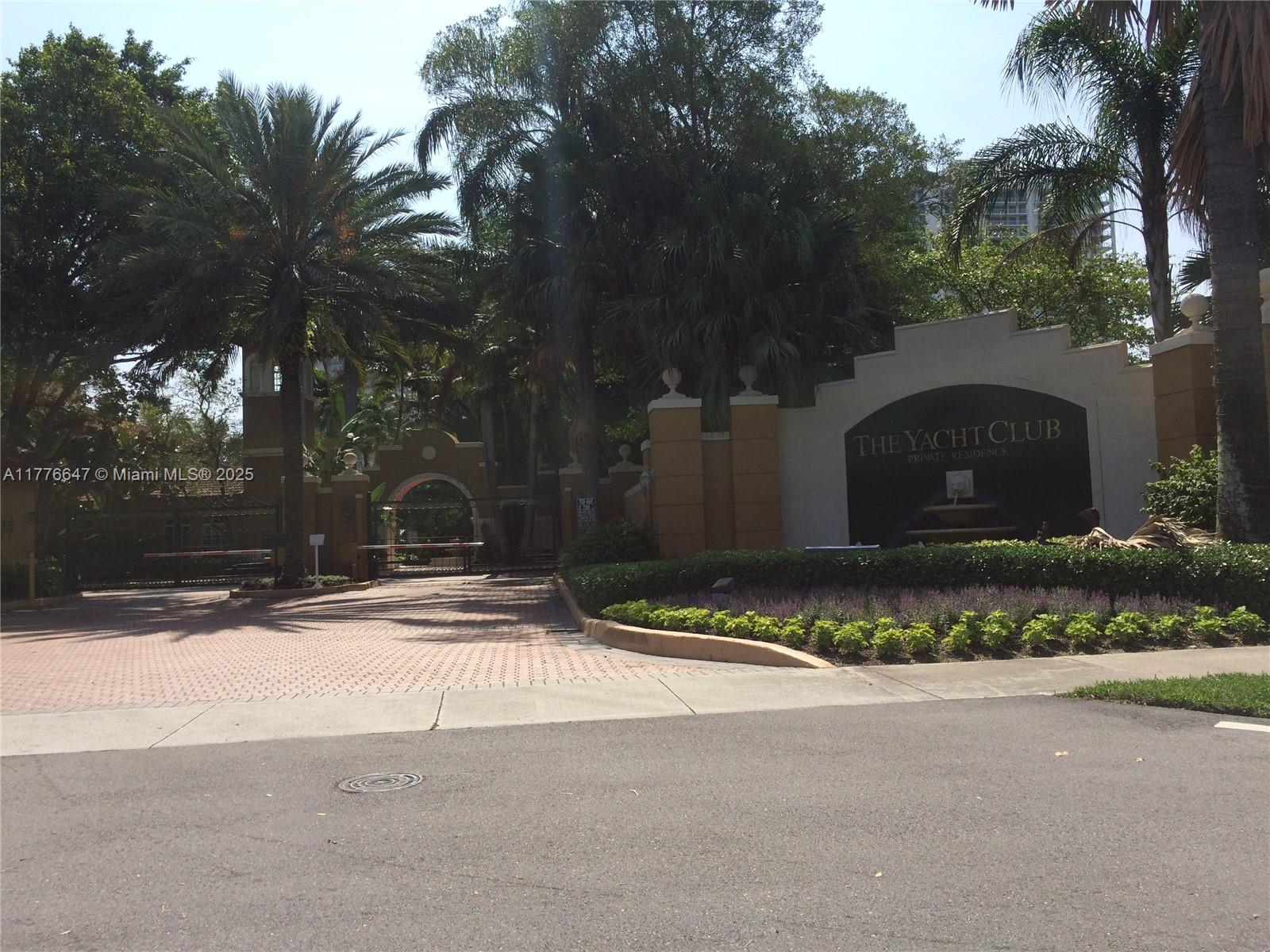 90 Alton Rd #PH3310, Miami Beach FL 33139