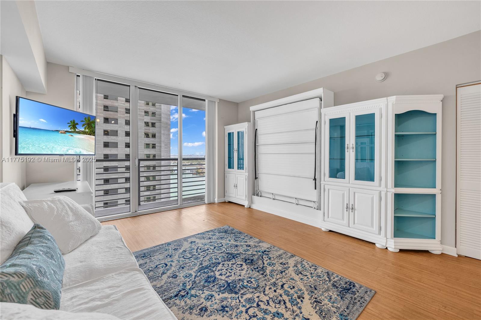 335 S Biscayne Blvd #2706, Miami FL 33131