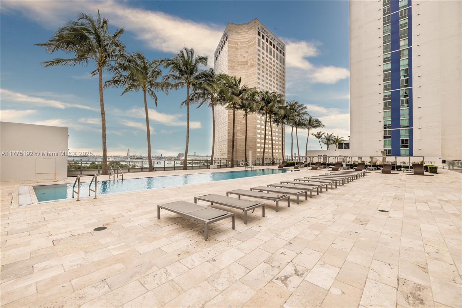 335 S Biscayne Blvd #2706, Miami FL 33131