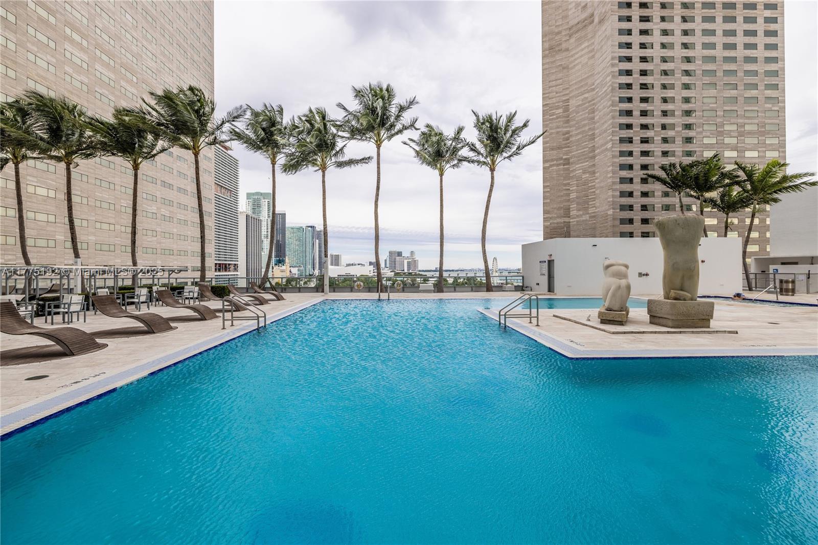 335 S Biscayne Blvd #2706, Miami FL 33131