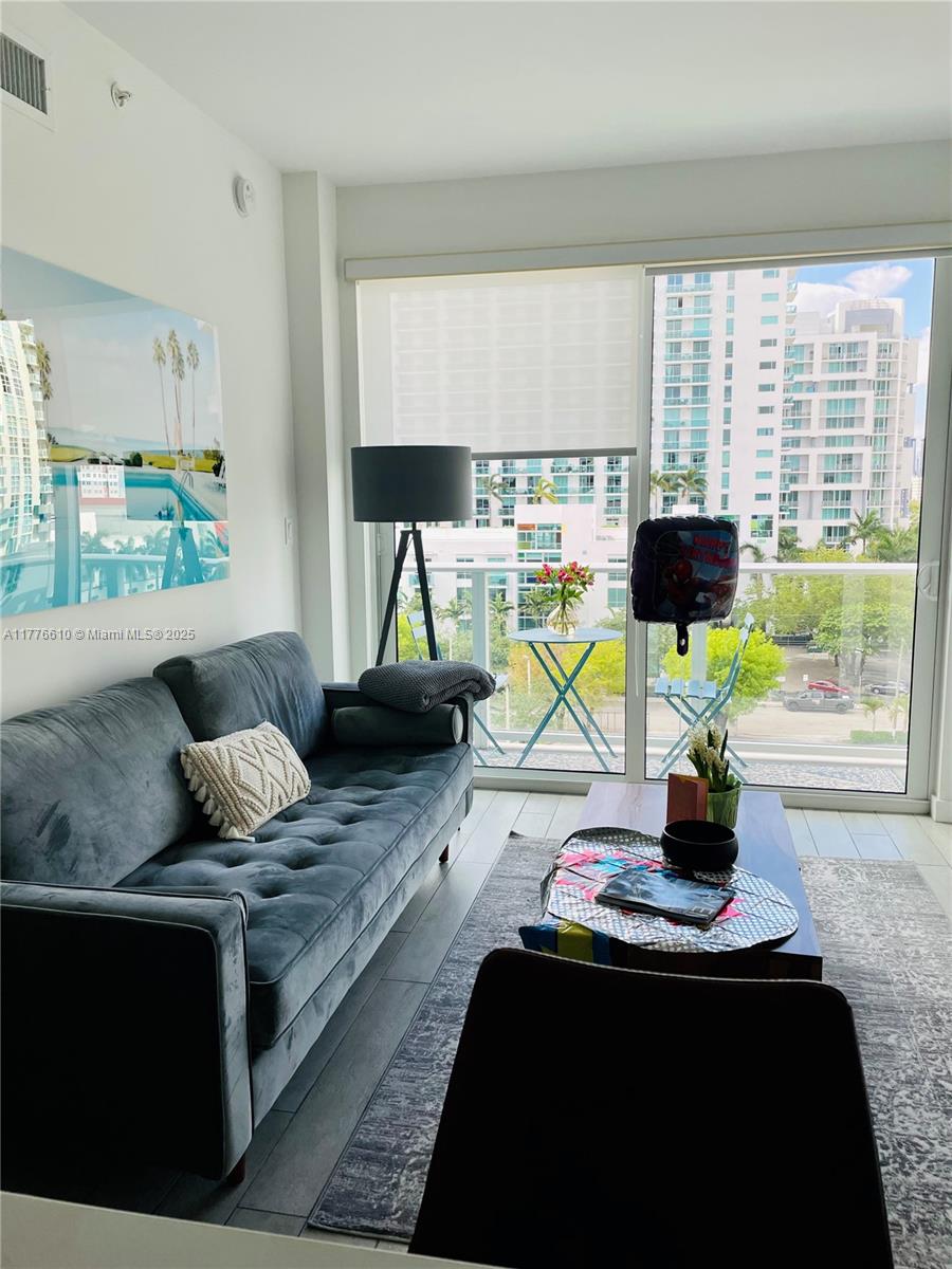 321 NE 26th St #709, Miami FL 33137