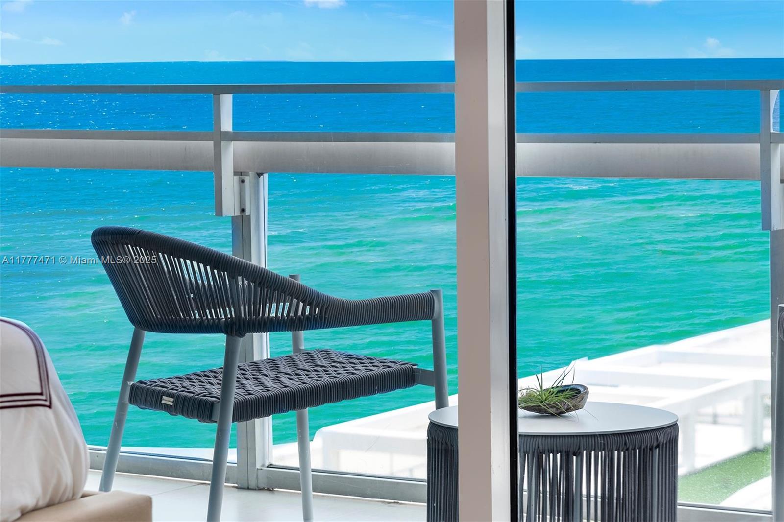 6801 Collins Ave #1206, Miami Beach FL 33141