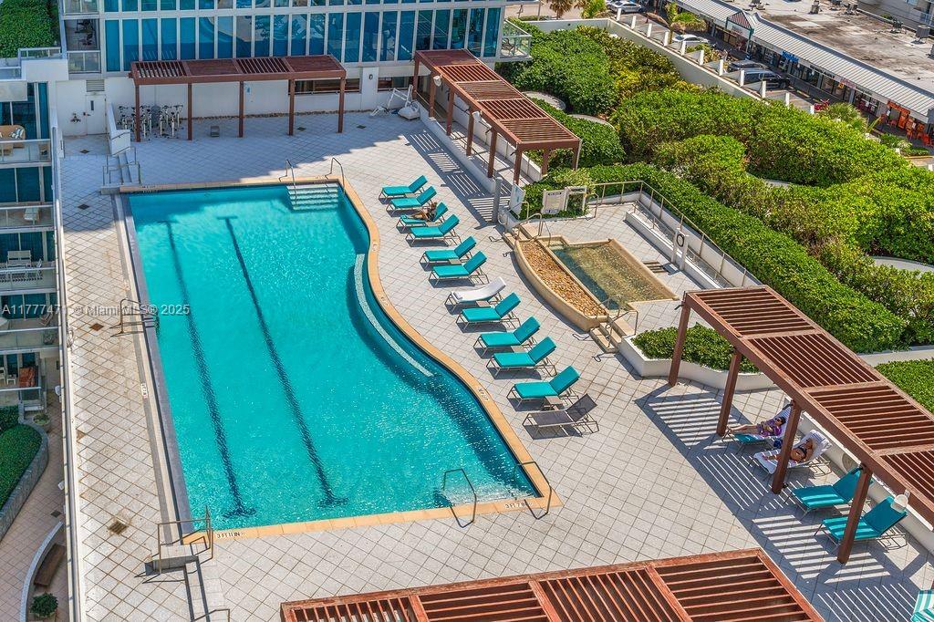 6801 Collins Ave #1206, Miami Beach FL 33141