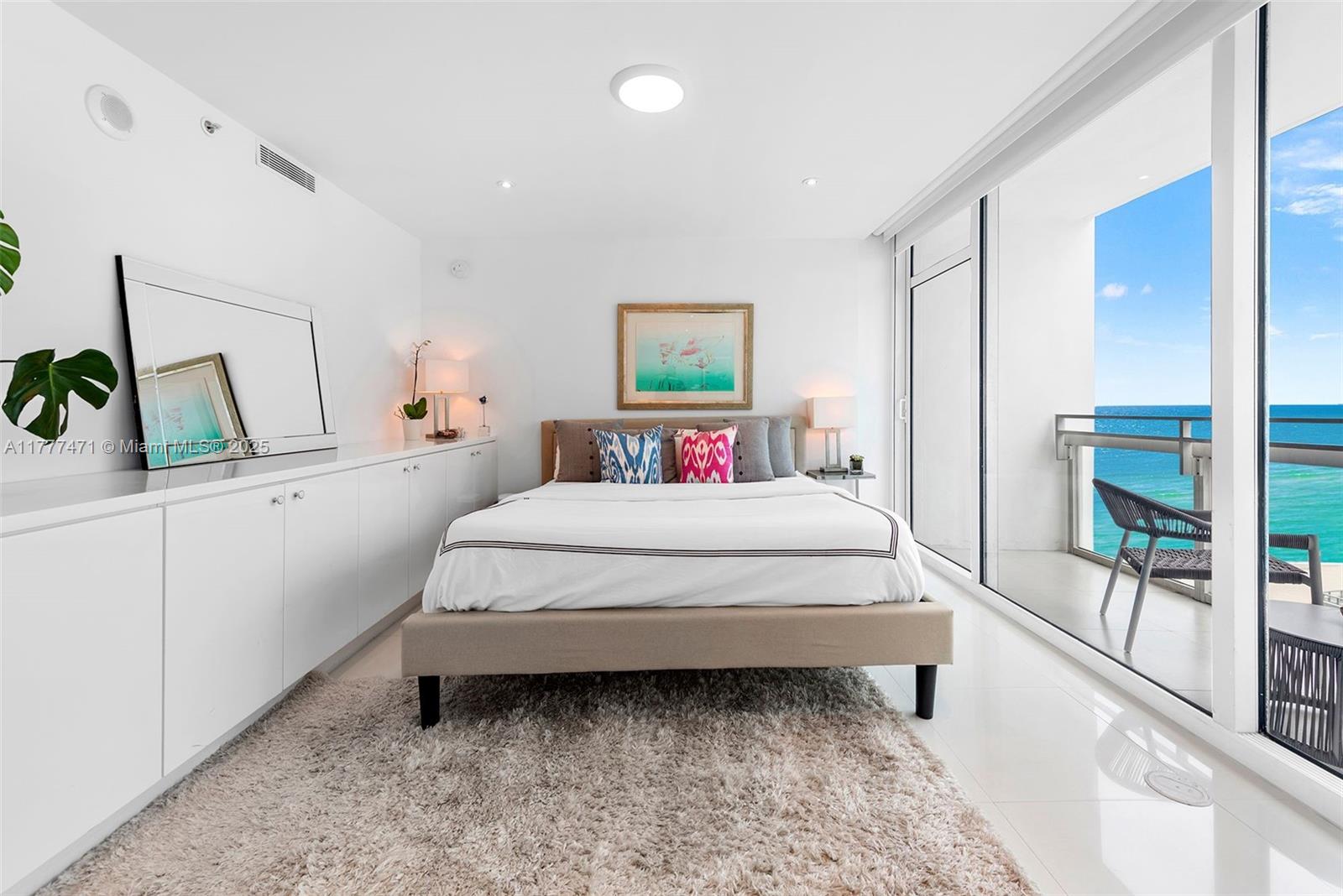 6801 Collins Ave #1206, Miami Beach FL 33141