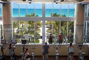 6801 Collins Ave #1206, Miami Beach FL 33141