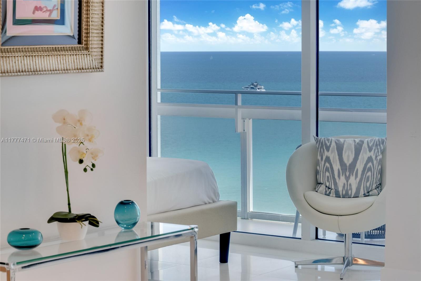 6801 Collins Ave #1206, Miami Beach FL 33141