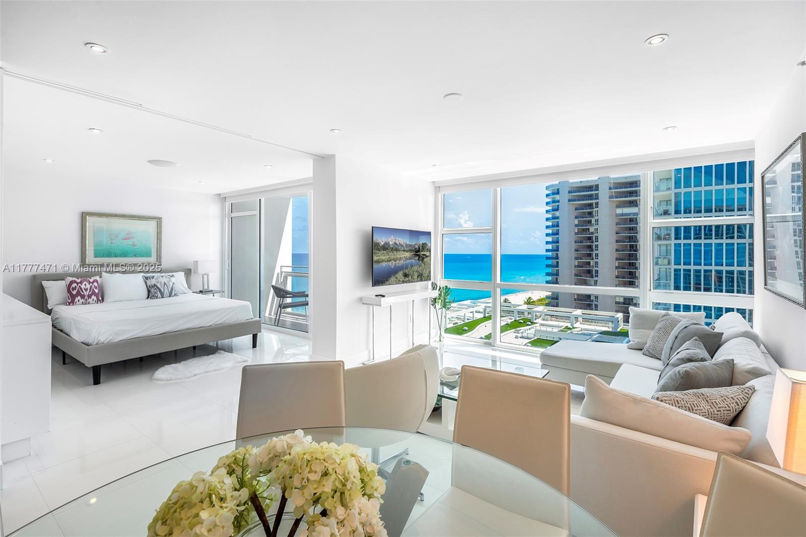 6801 Collins Ave #1206, Miami Beach FL 33141
